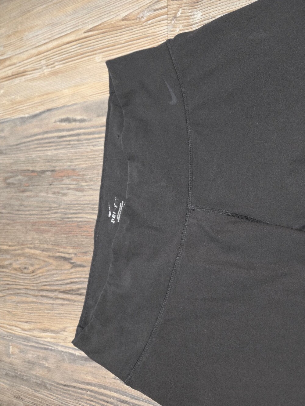 Nike. Black Wide-Leg Crop Yoga Pants - Picture 3 of 9
